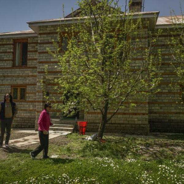 Premier Cottage No.5 - Rustic Cottage in Manali surrounded by Apple Trees