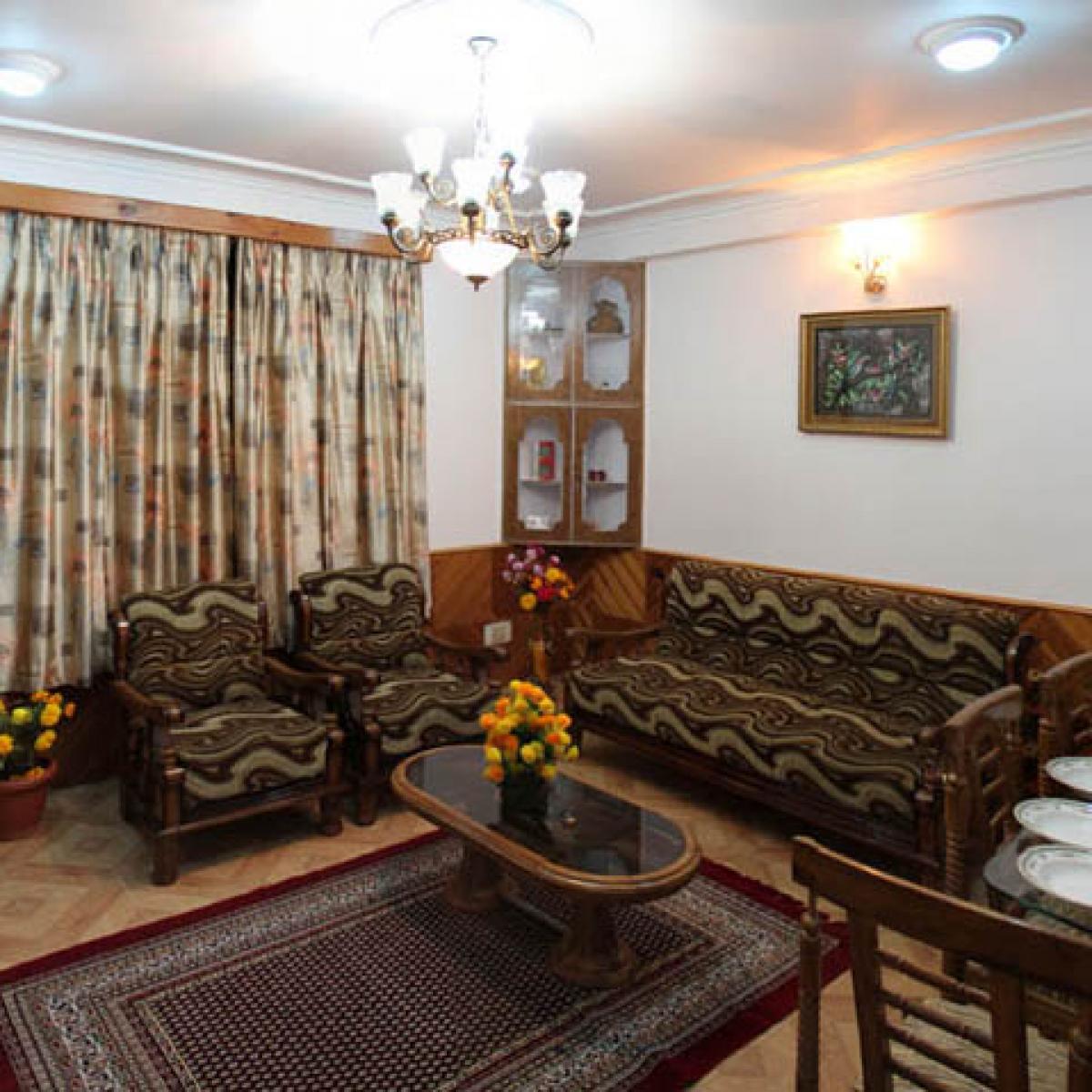 Book Five Bedroom River View Holiday Cottage in Manali - Premier Cottage No.4