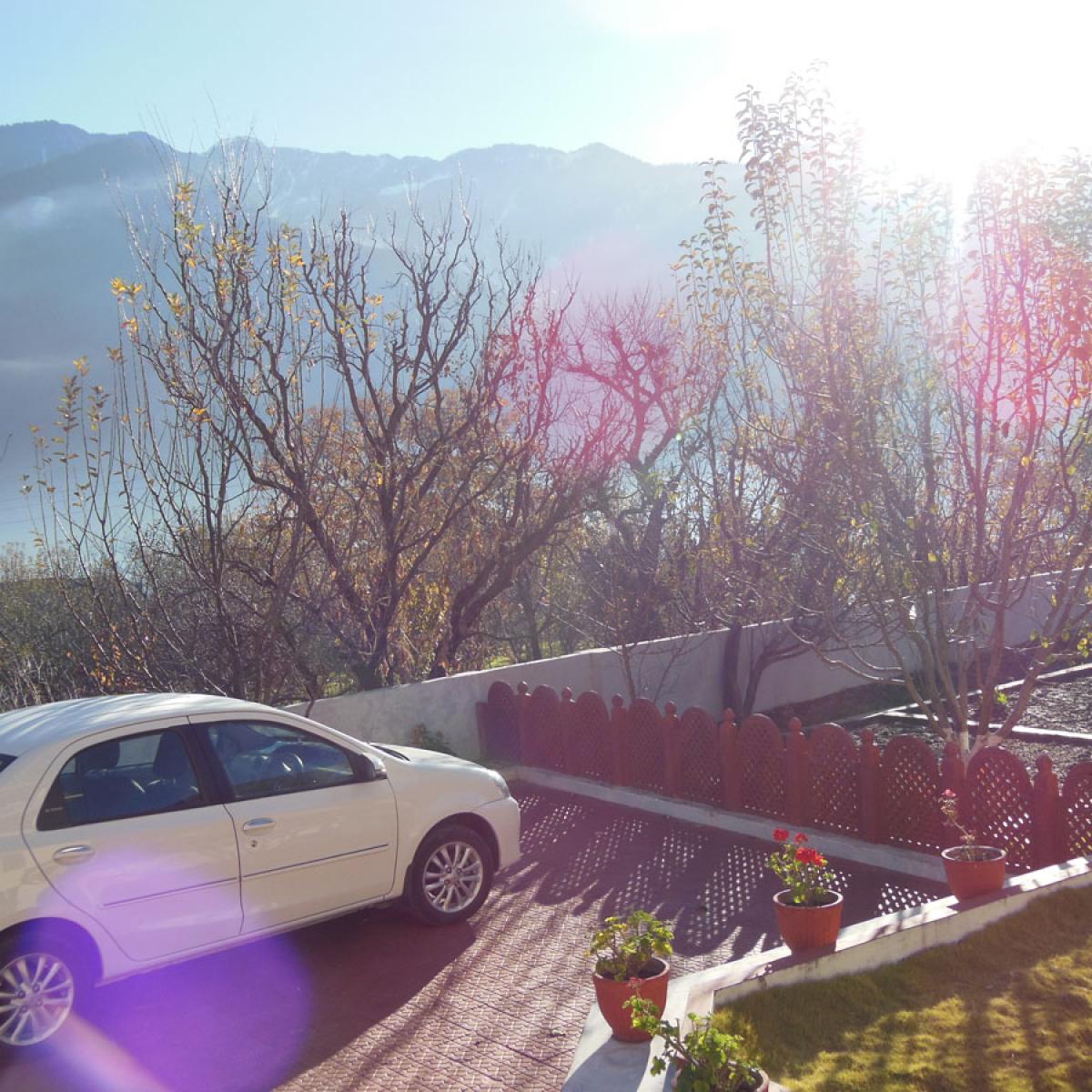 Apple Tree Luxury Cottage No.5 - Nature Holiday Destination in Kullu Manali