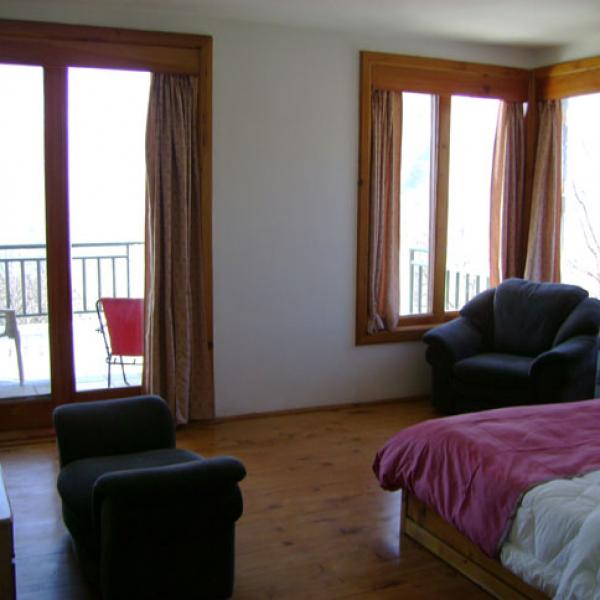 Premier Cottage No.5 - Rustic Cottage in Manali surrounded by Apple Trees