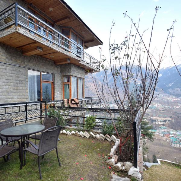 Premier Cottage No.6 - Book Two to Six Bedroom Hilltop Cottage near Mall Road in Manali